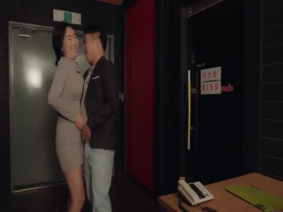 Ngentot Cewek Toge Mulus Liar